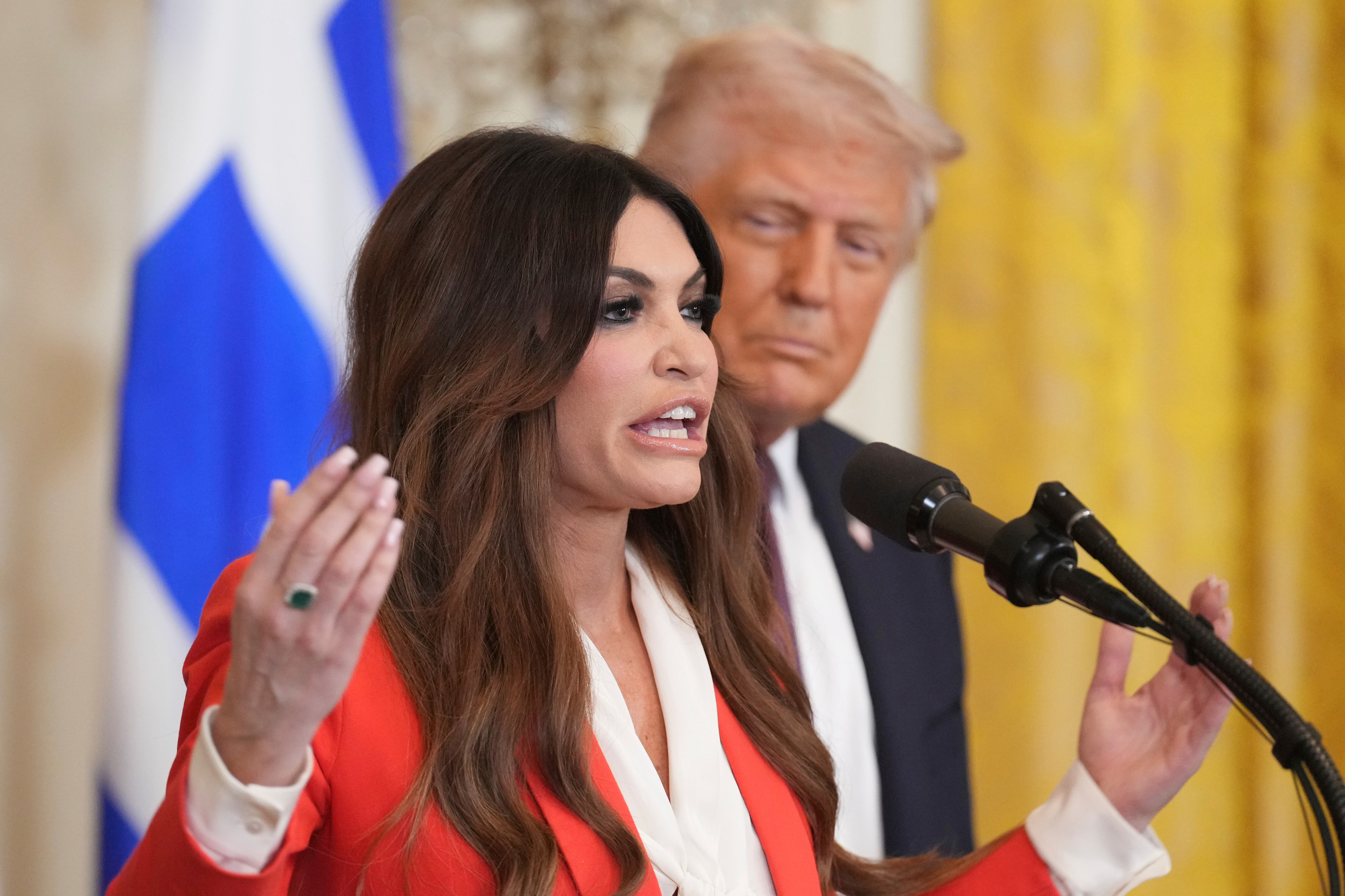 Посол Трампа в Греции Кимберли Гилфойл уходит в отставку после обвинений в ненадлежащем поведении